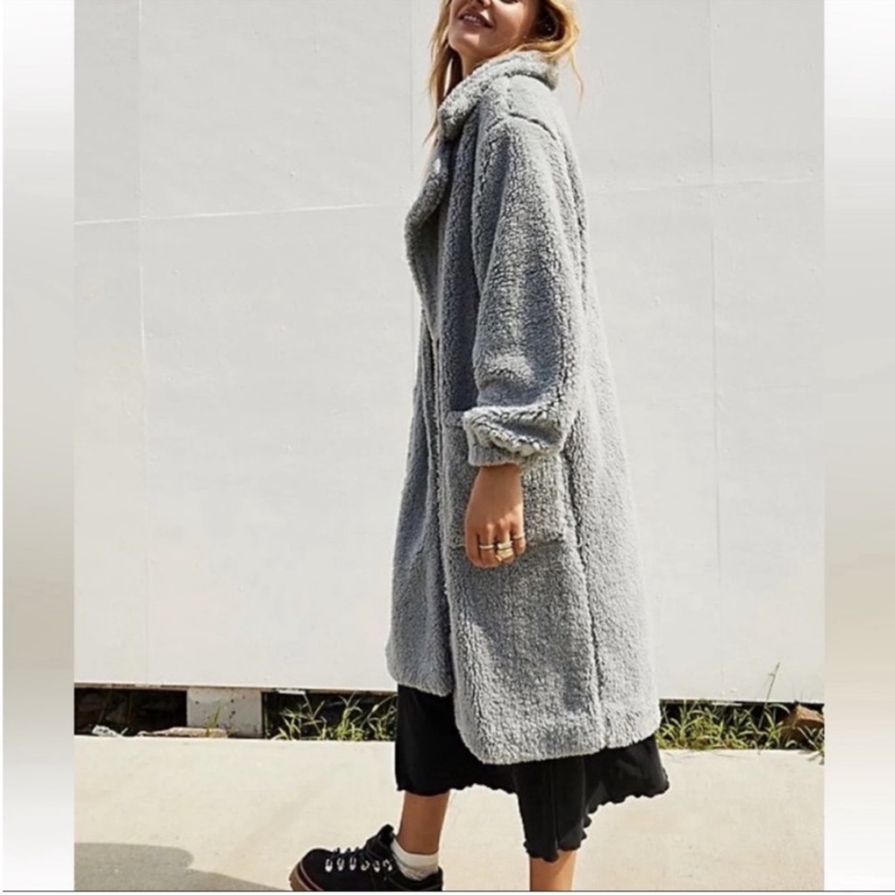 Free people Tessa Teddy Sherpa faux fur coat - NEW- size Med